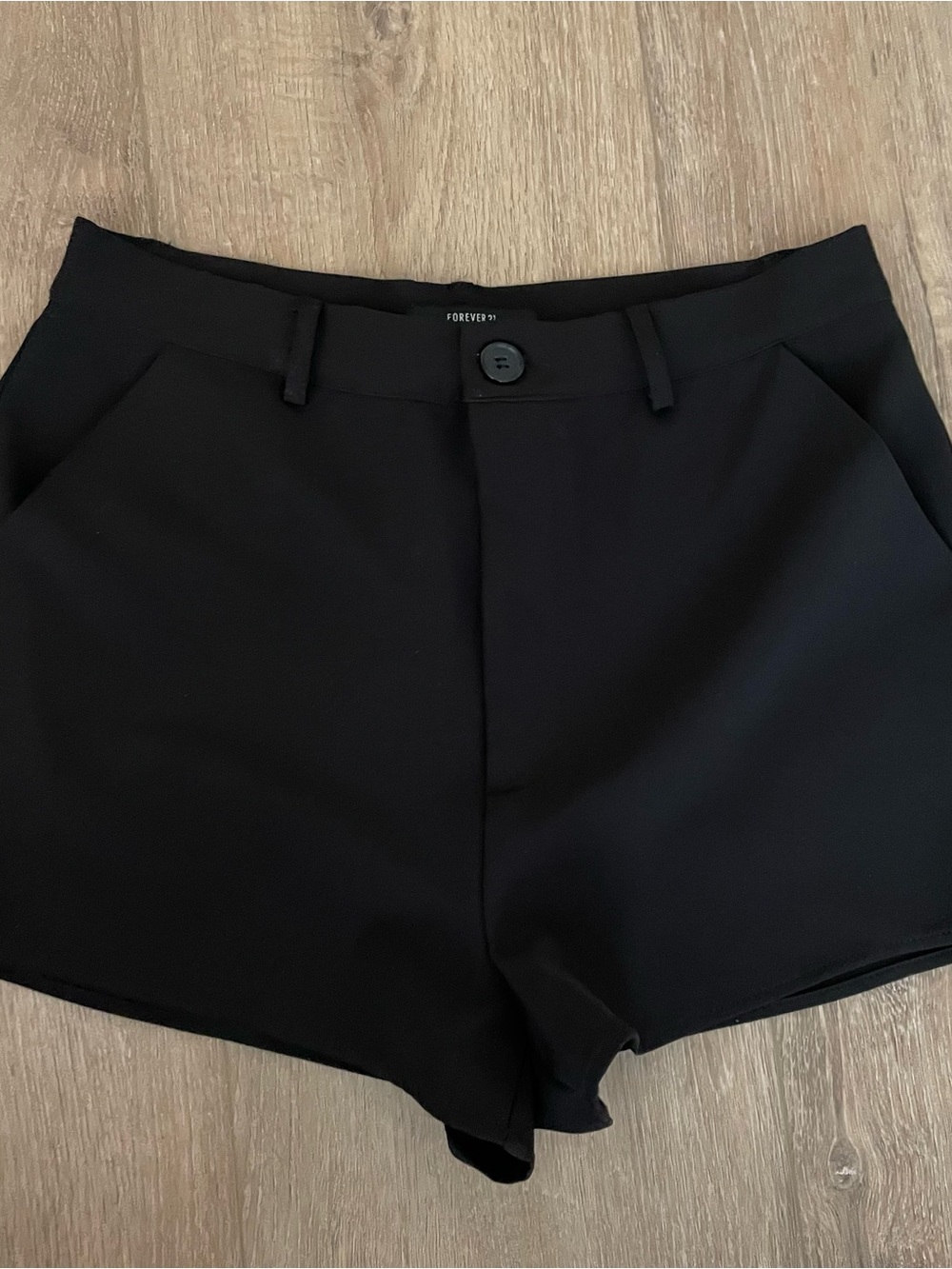 Forever 21 Black Tailored Shorts - M